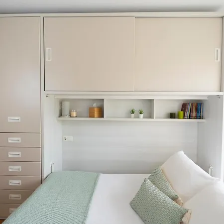 Sesar Vut-co-001865 Apartment Padron