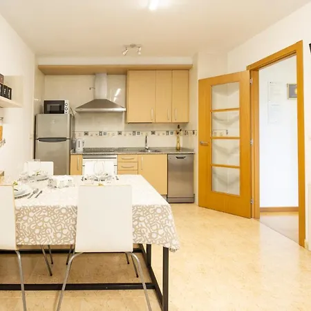 Sesar Vut-co-001865 Apartment